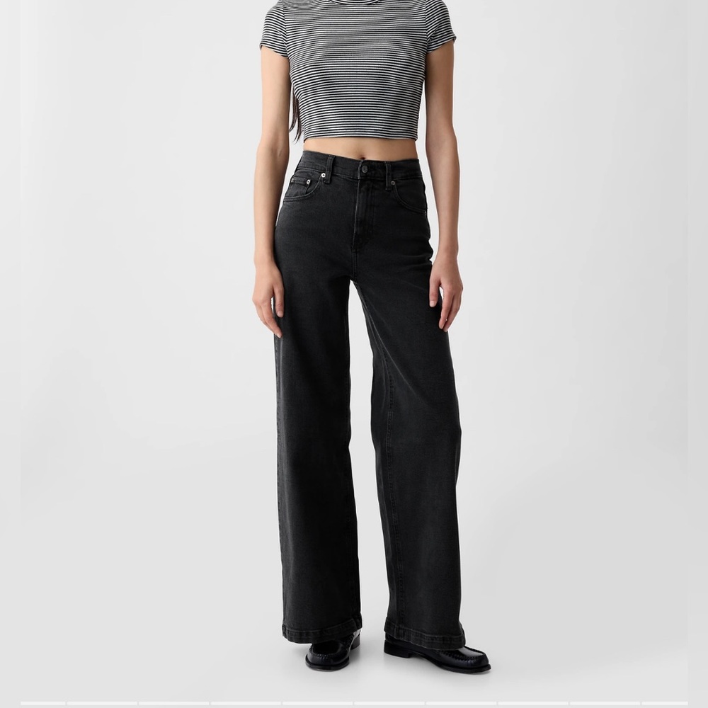 Gap High Rise Stride Wide-Leg Jeans - black- size 28R
